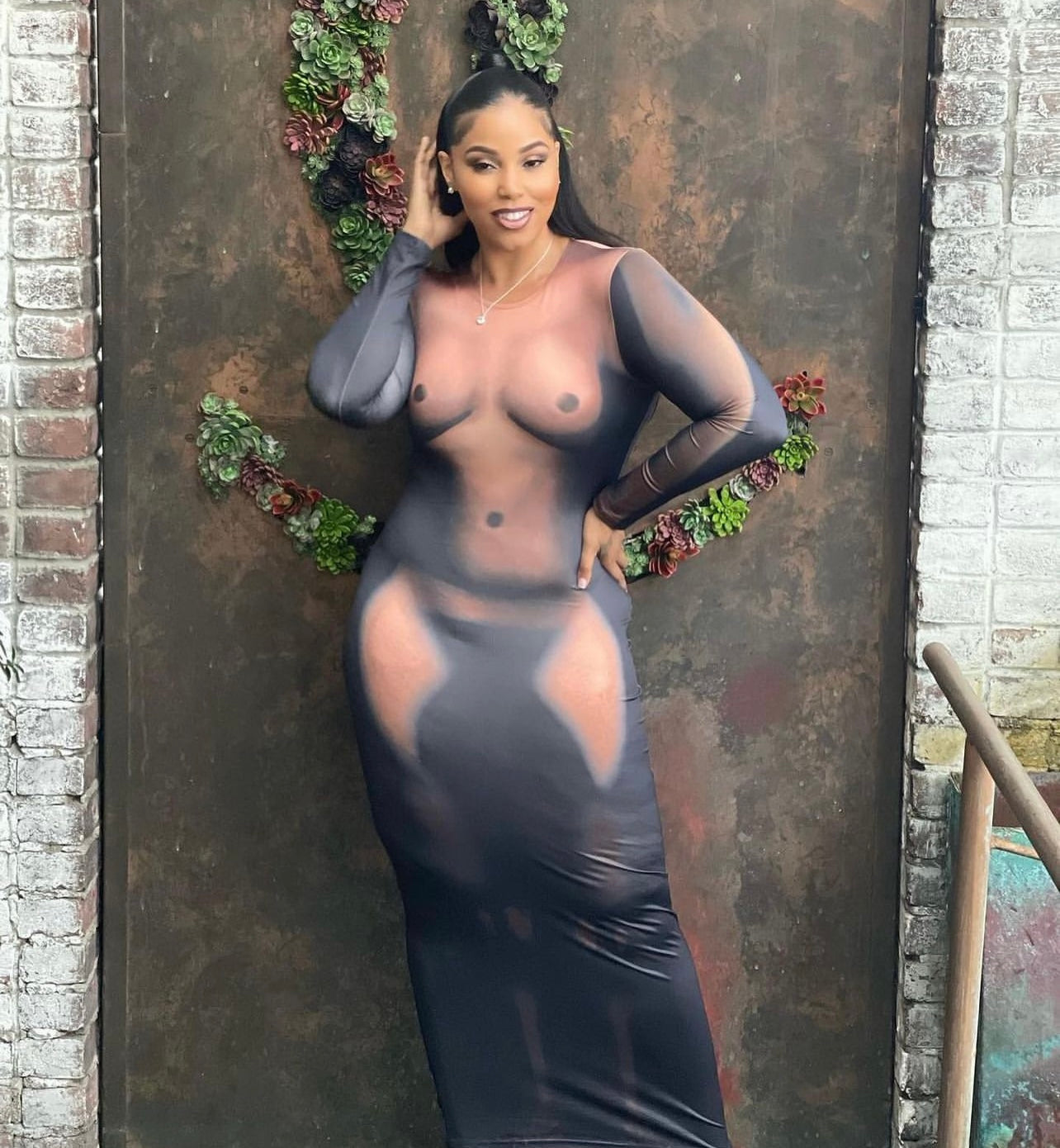 Body Print Maxi Dress