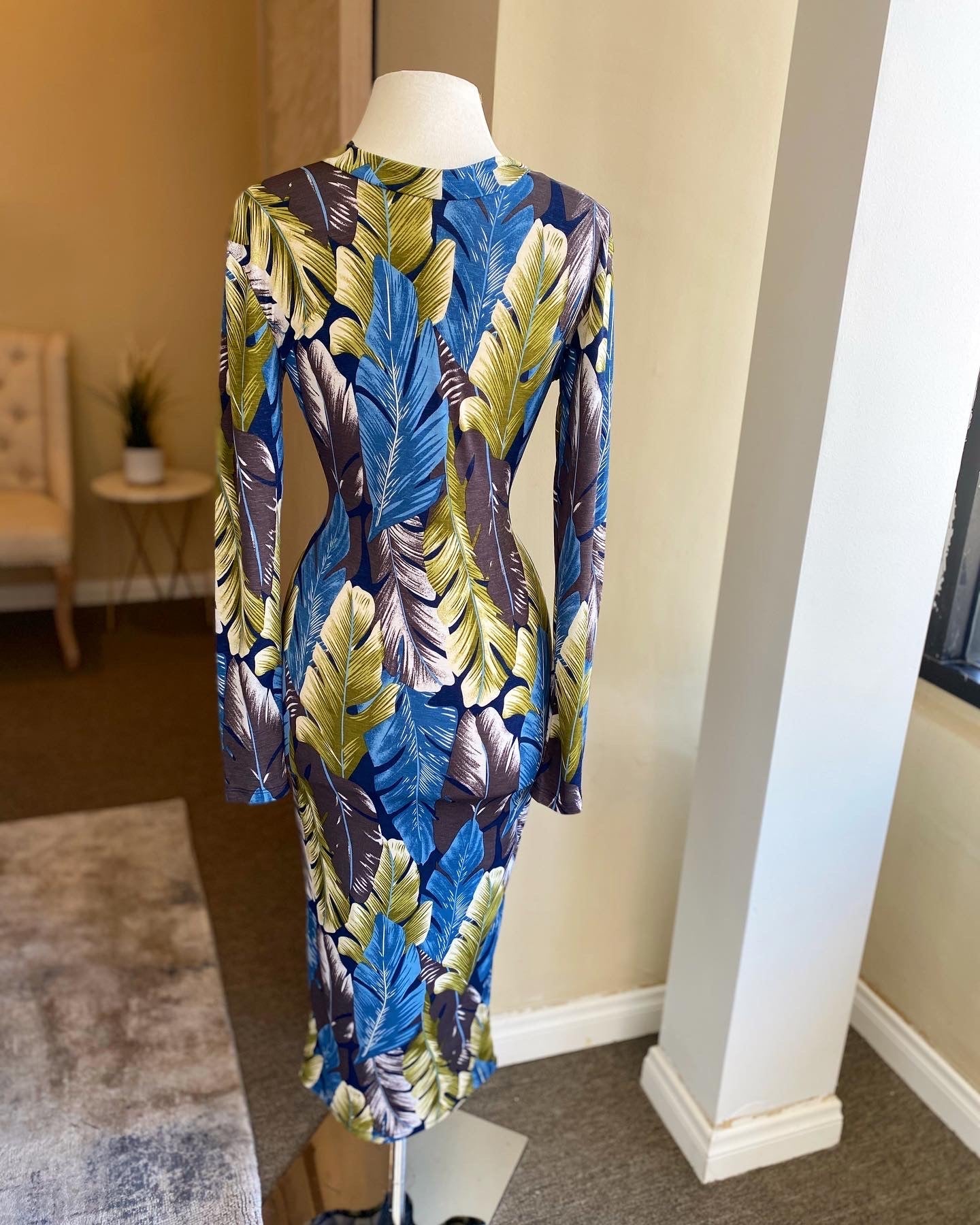 Leafy Print Mock Neck Zipper Dress