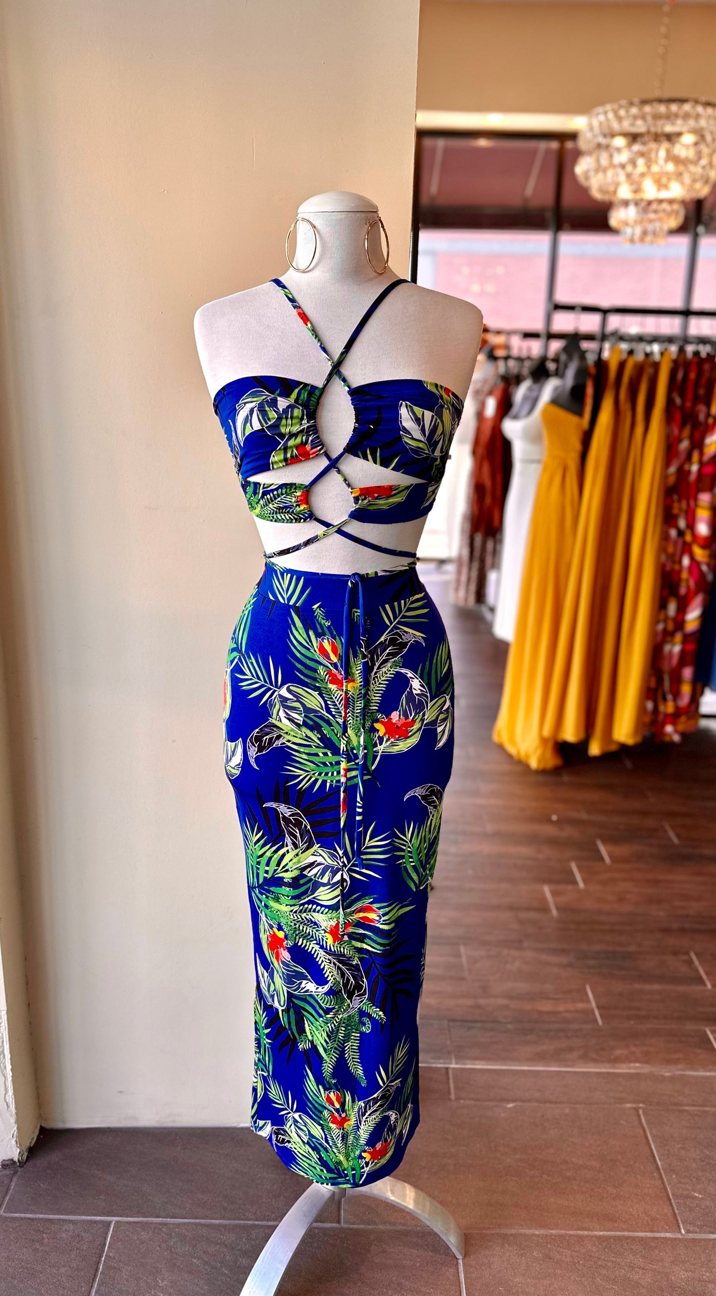 Strap Cross Halter Bikini Top Skirt Set