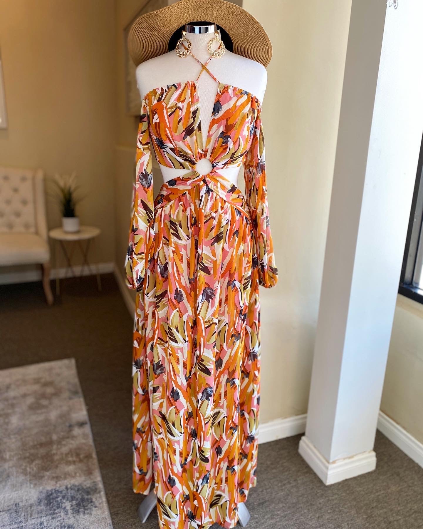 O/S Keyhole Cut out Maxi Dress
