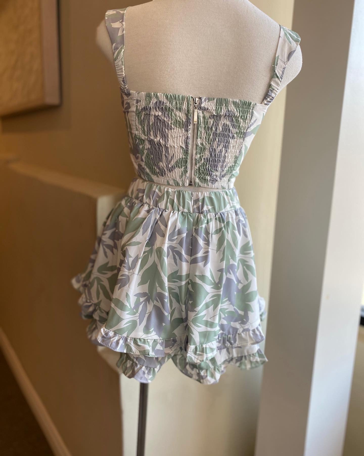 Mint Leaf Ruffle Set