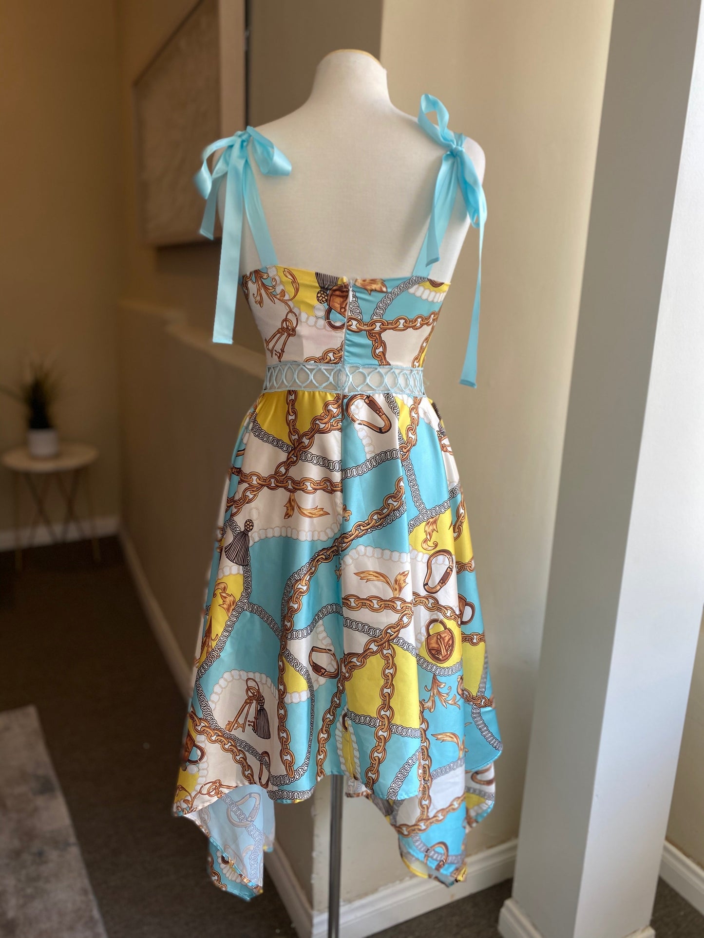 Chain Printed Flowy Dress