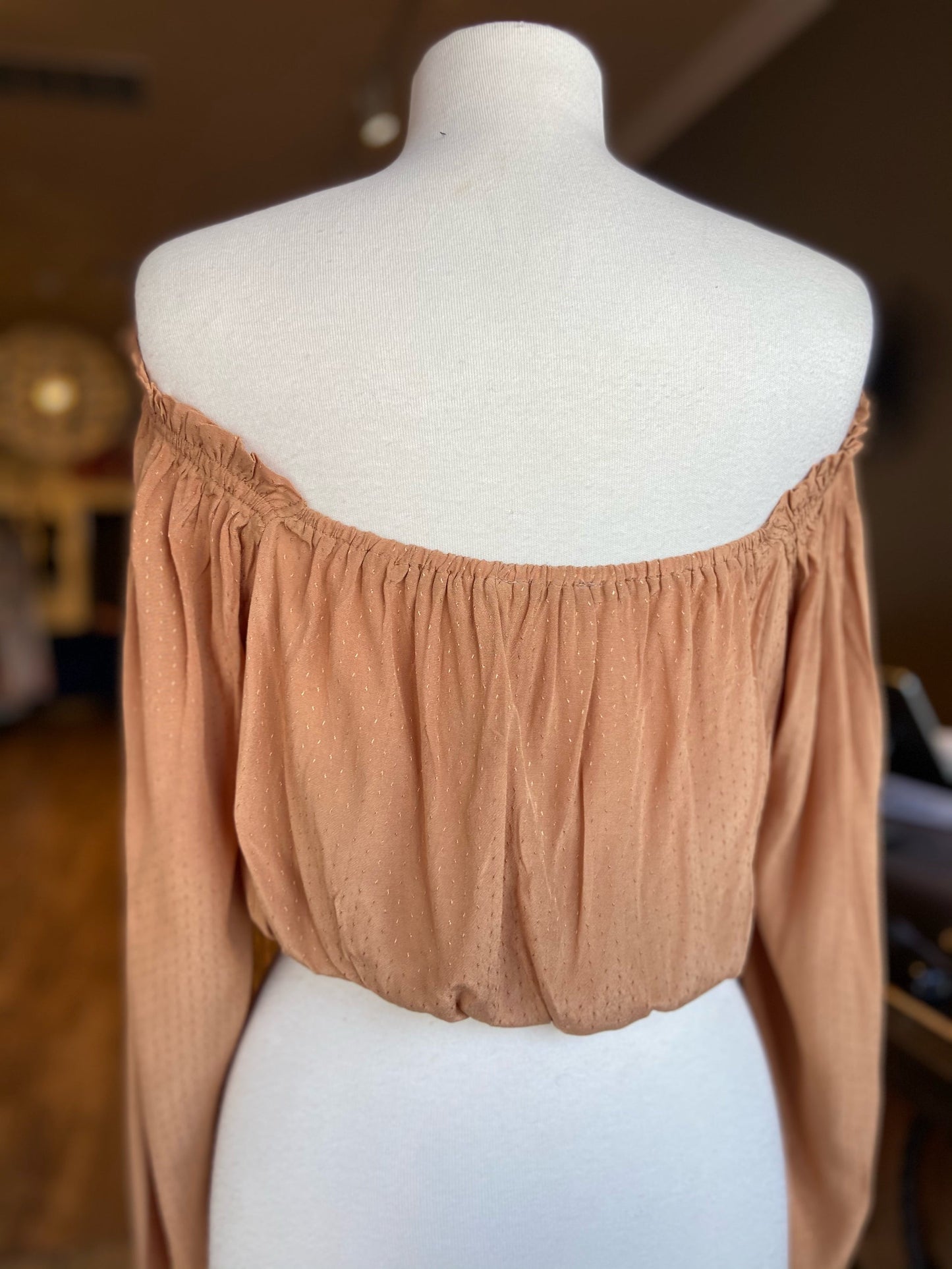 O/S Ruffle Rouge Crop