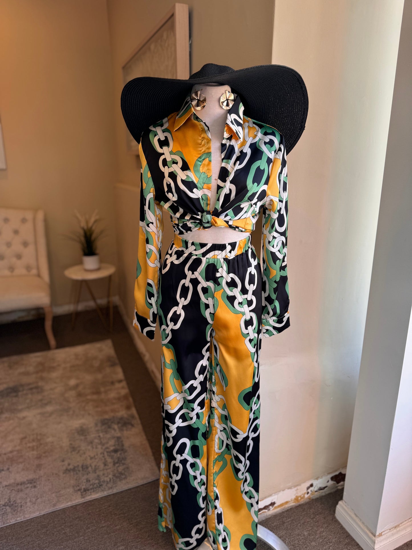Collar Neck Pants Set