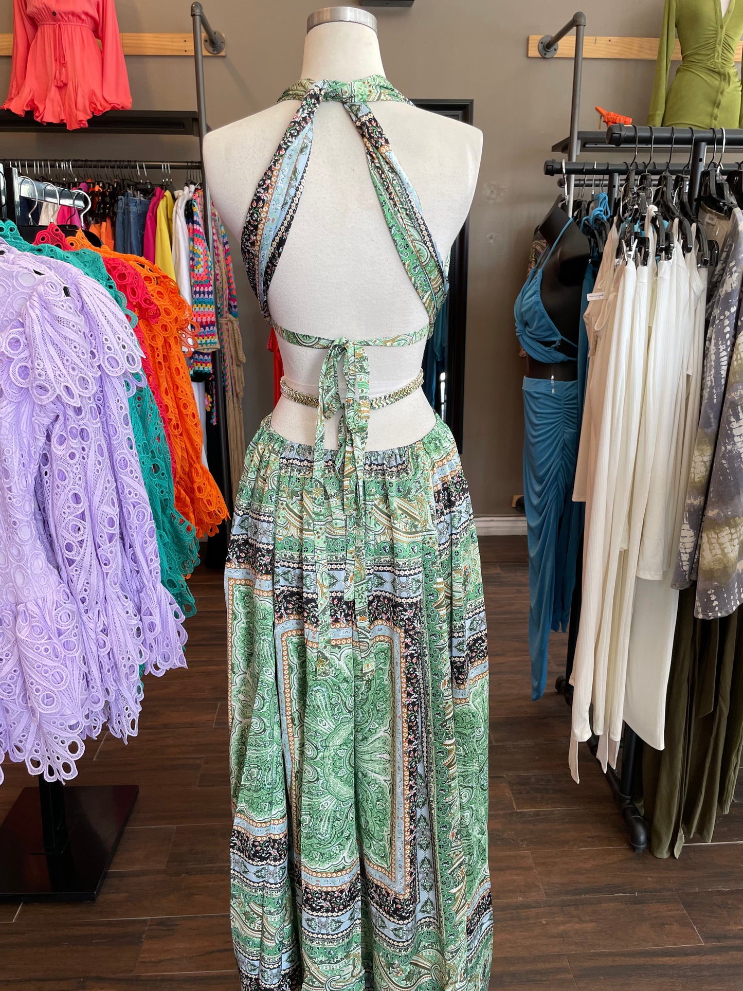 Sleeveless O Ring Cutout Maxi