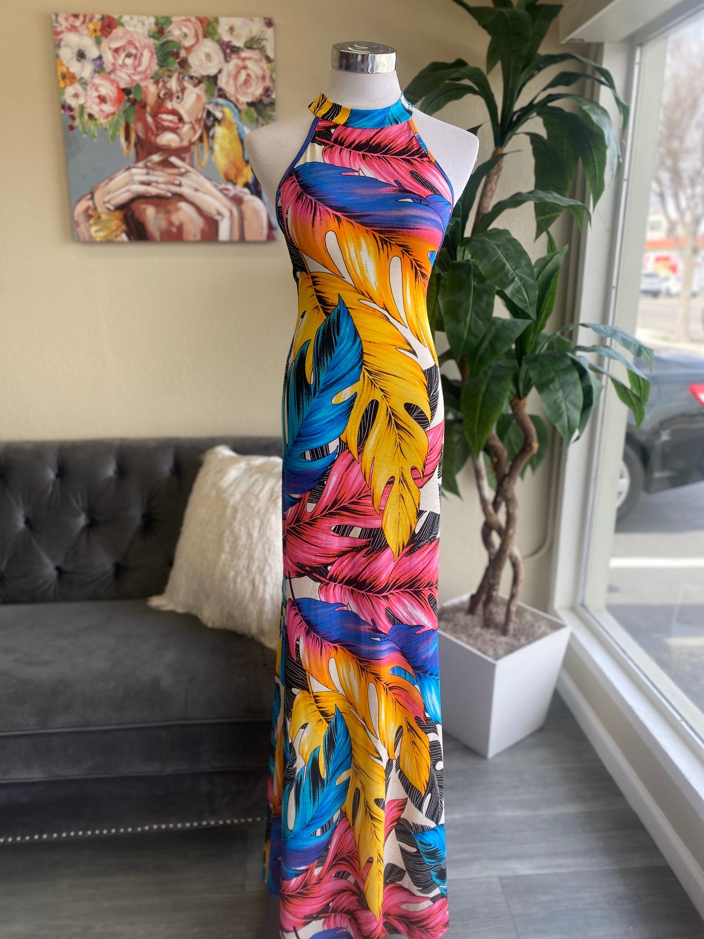 Sleeveless Feathers Maxi Dress