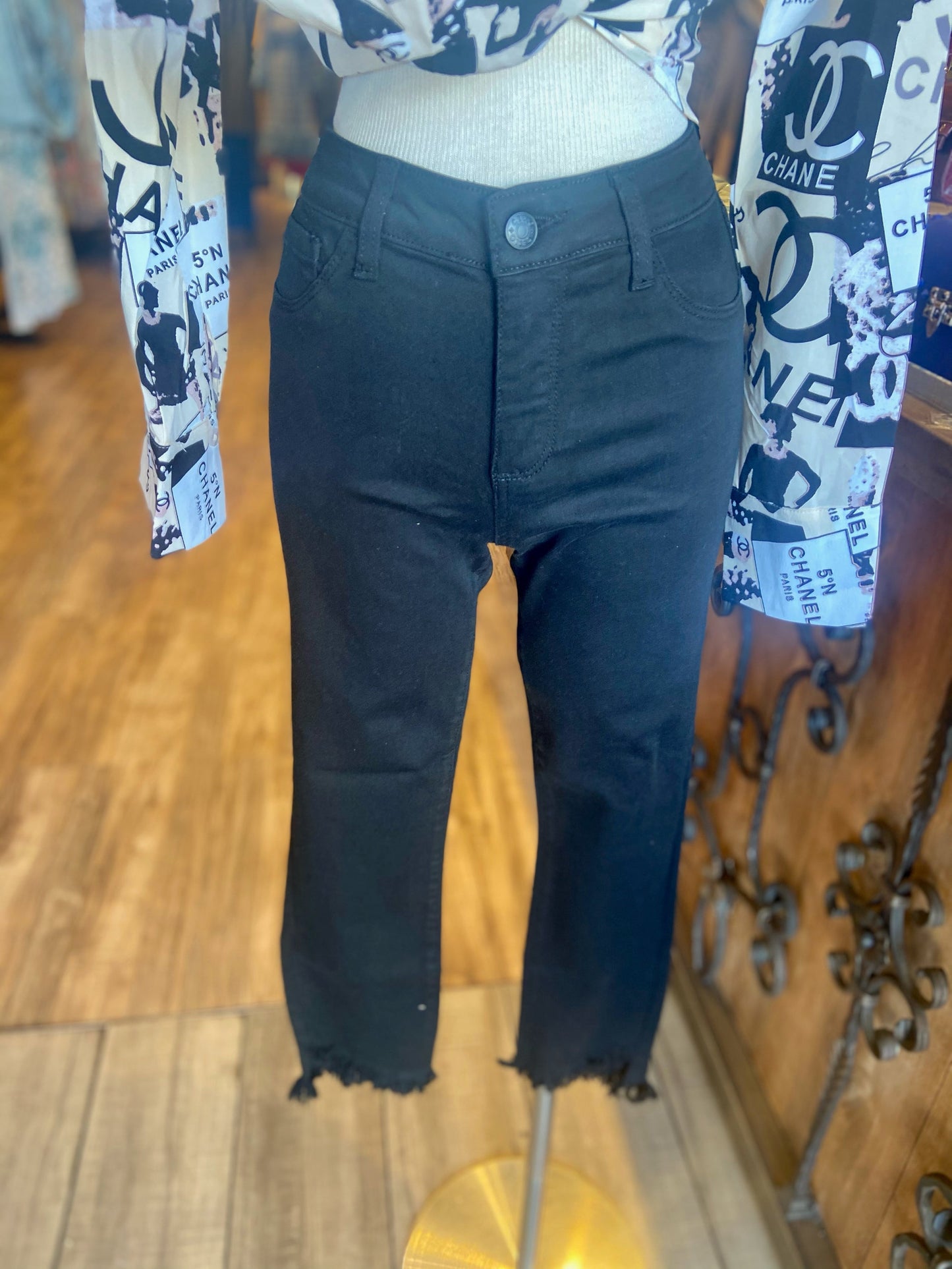 Mid Rise Slant Fray Skinny