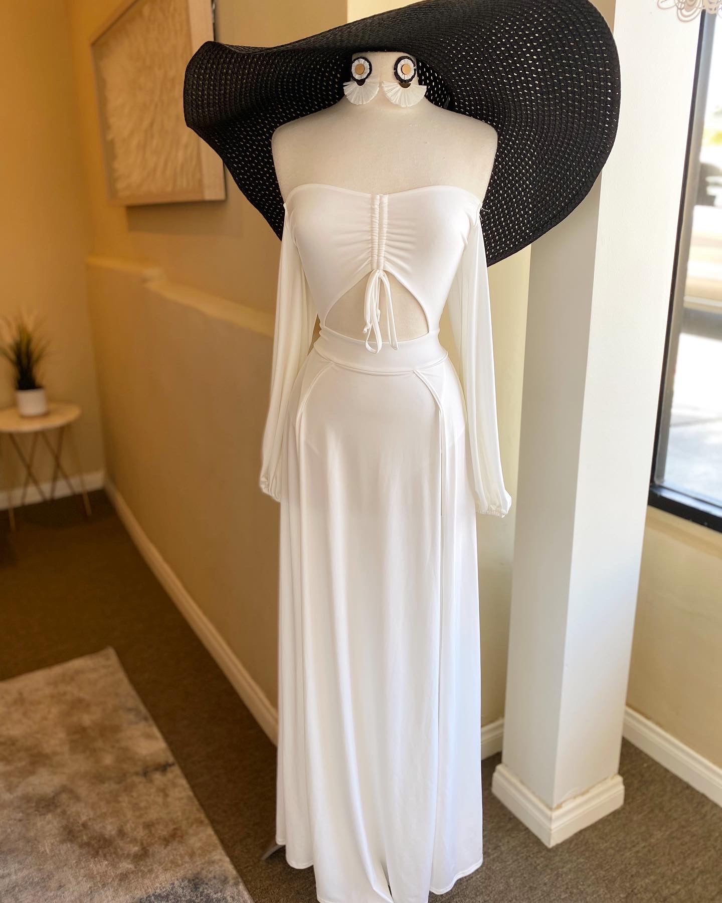 O/S Long Sleeve Side Slit Dress