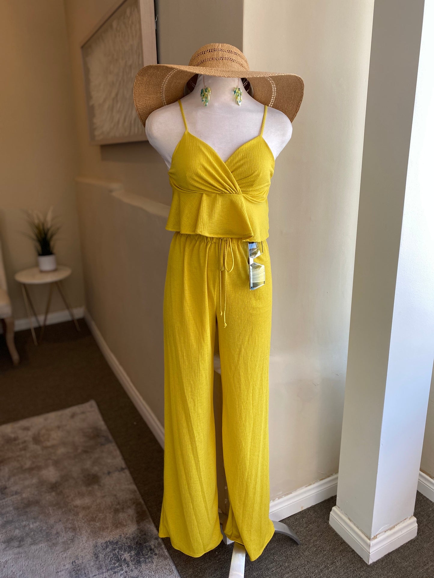 Ruffle Crop Top Pants Set FS