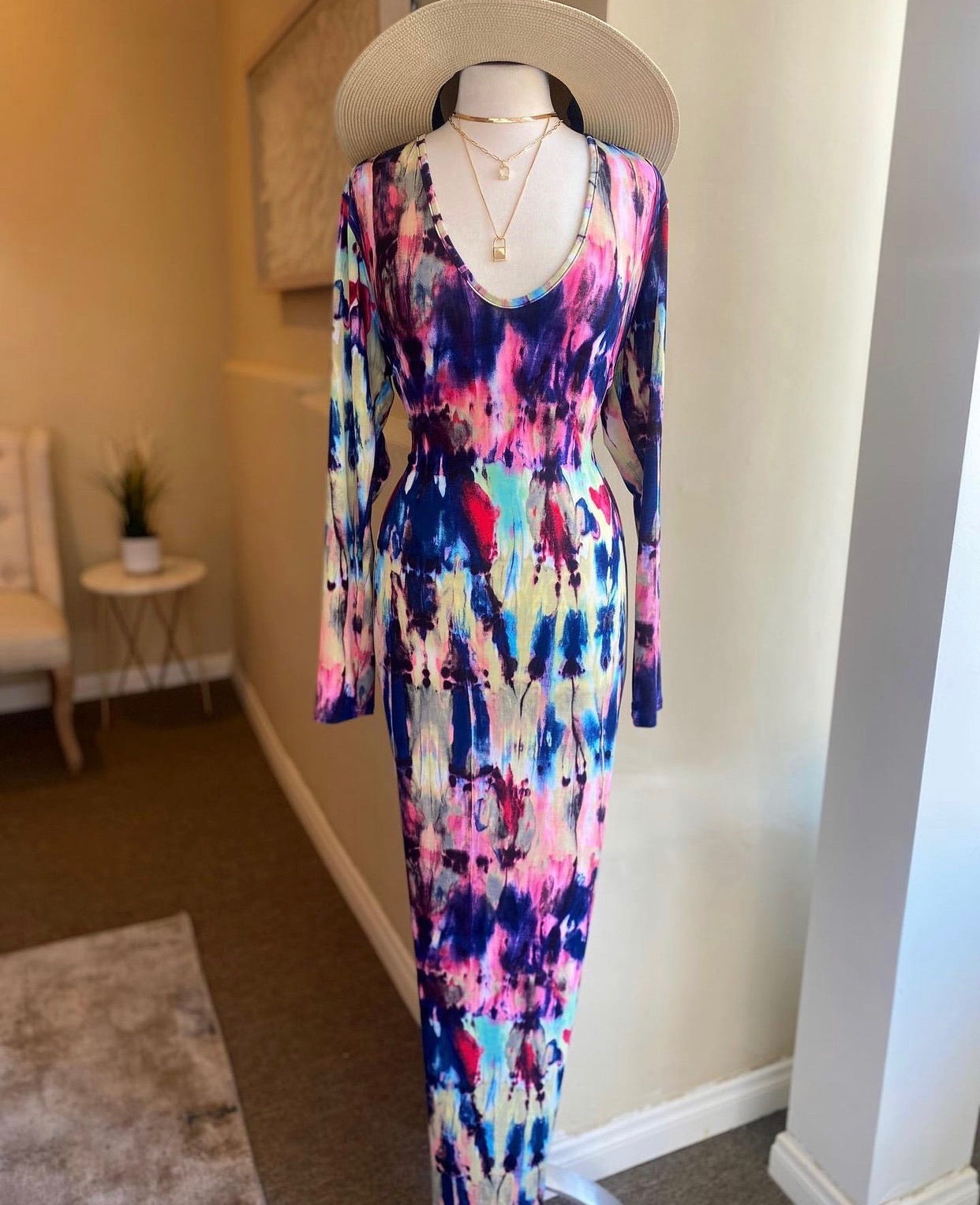 Printed V Cut Fitted Dress