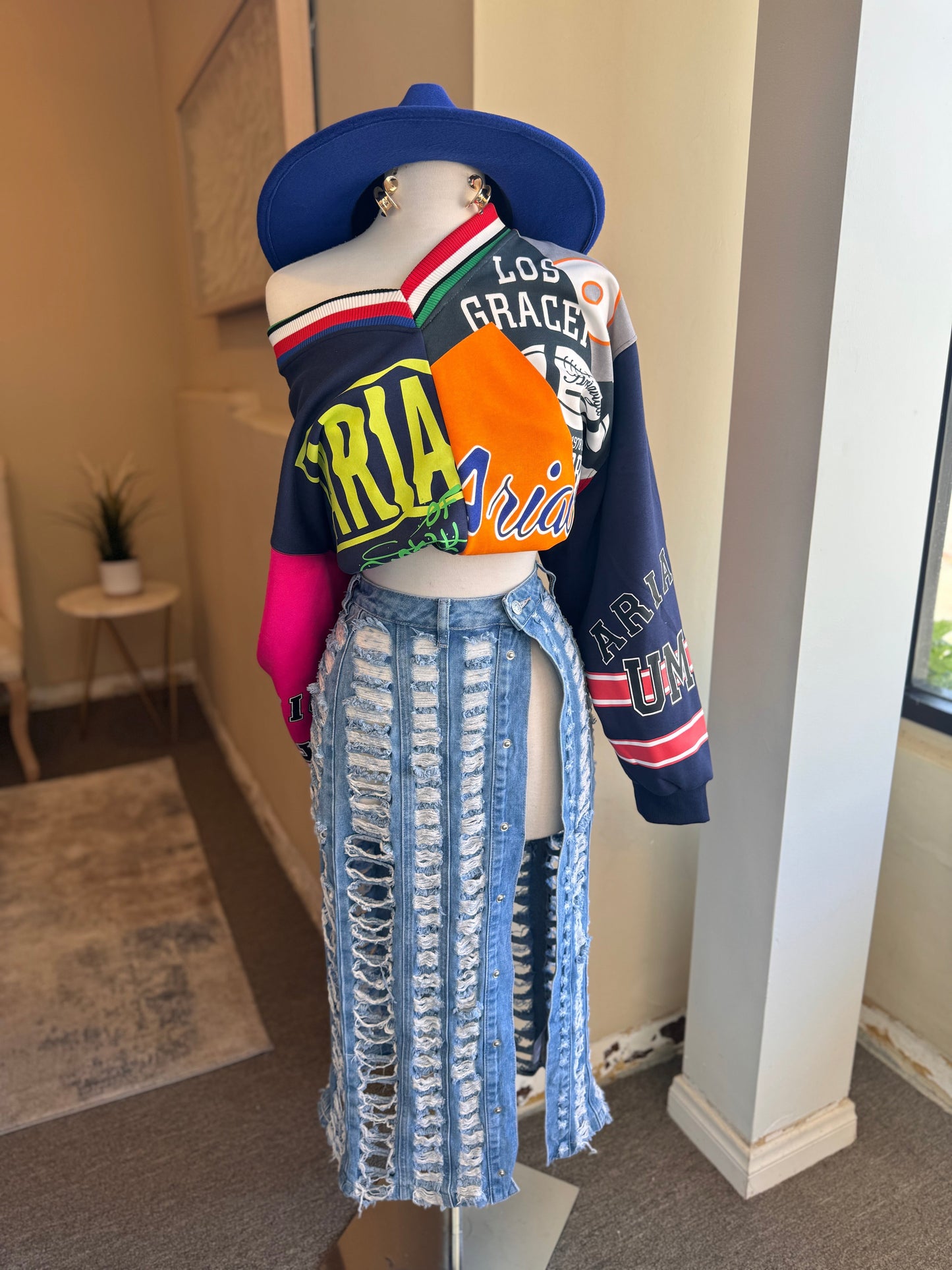 Graphic Pull Over Sweater