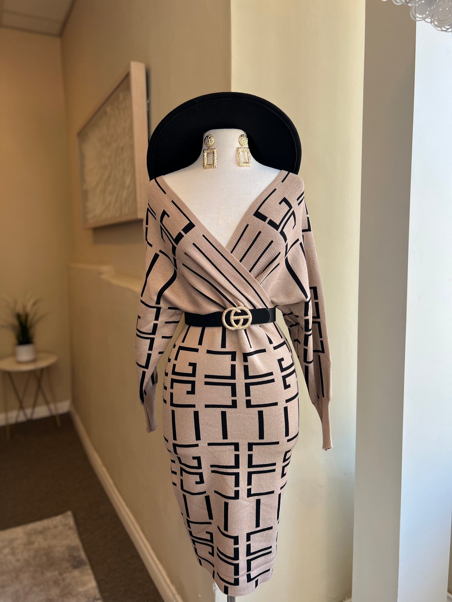 Knitted Long Sleeve MIDI Dress