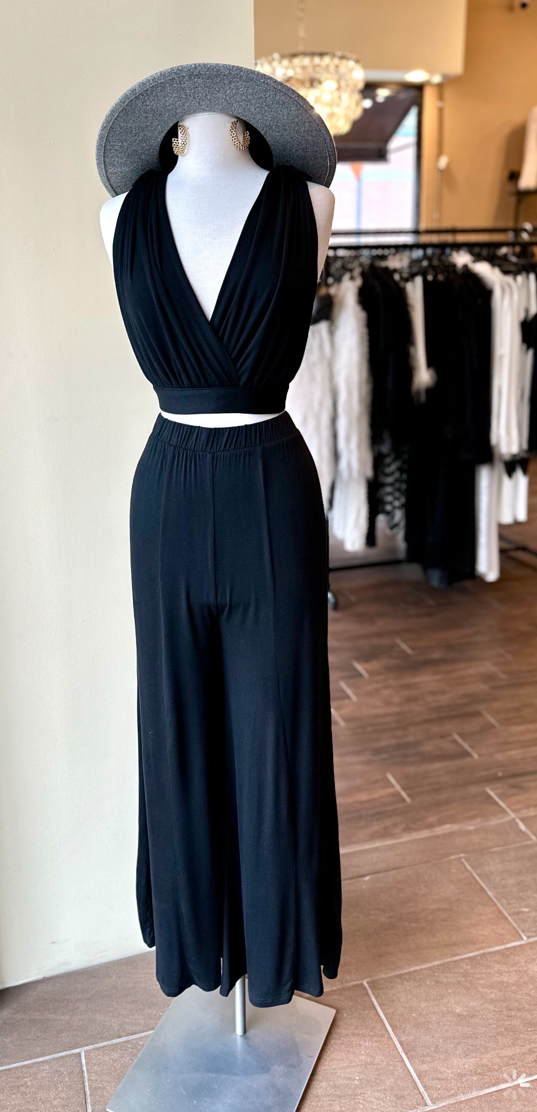 Deep V Crop Pants Set