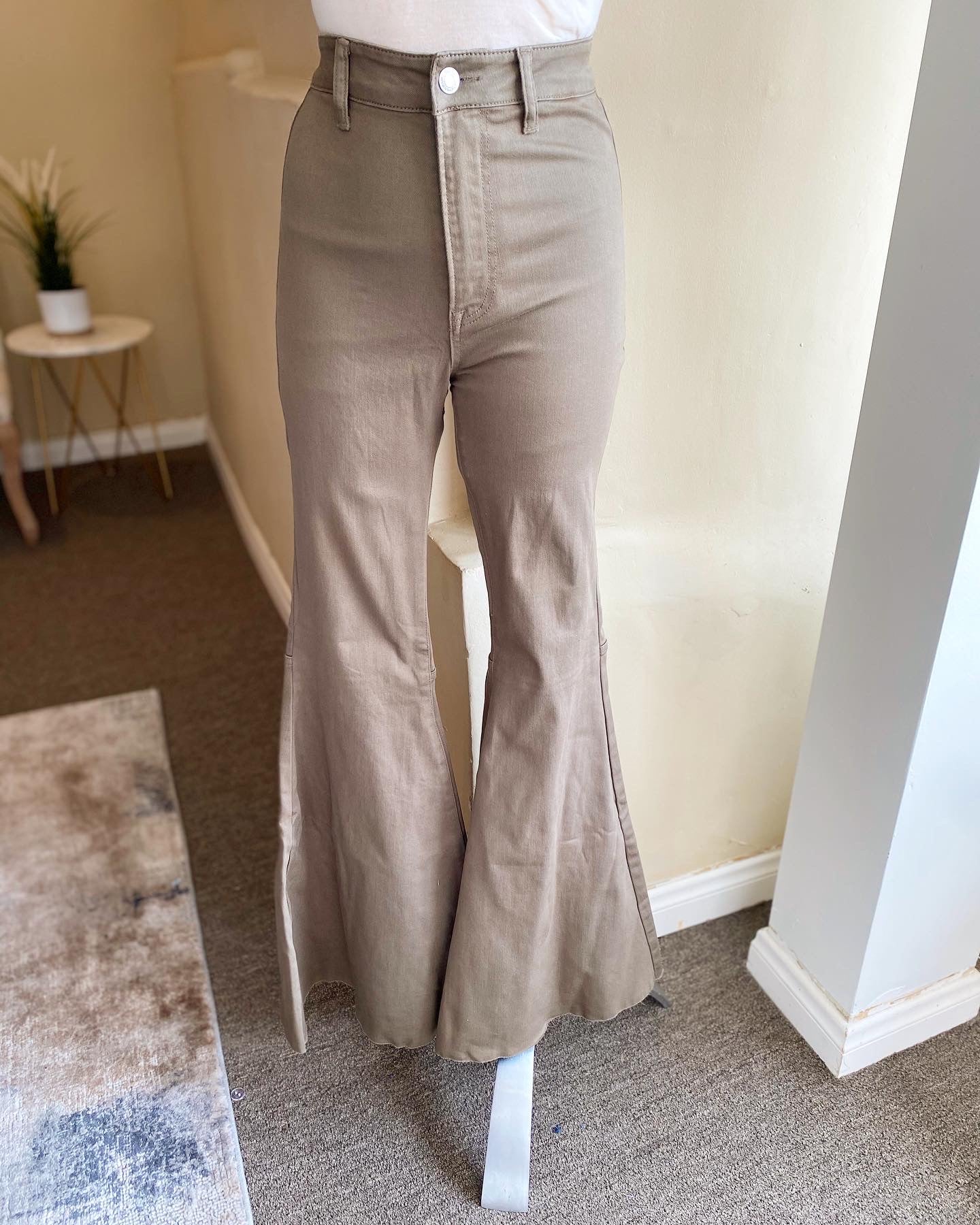 High Waisted Super Flare