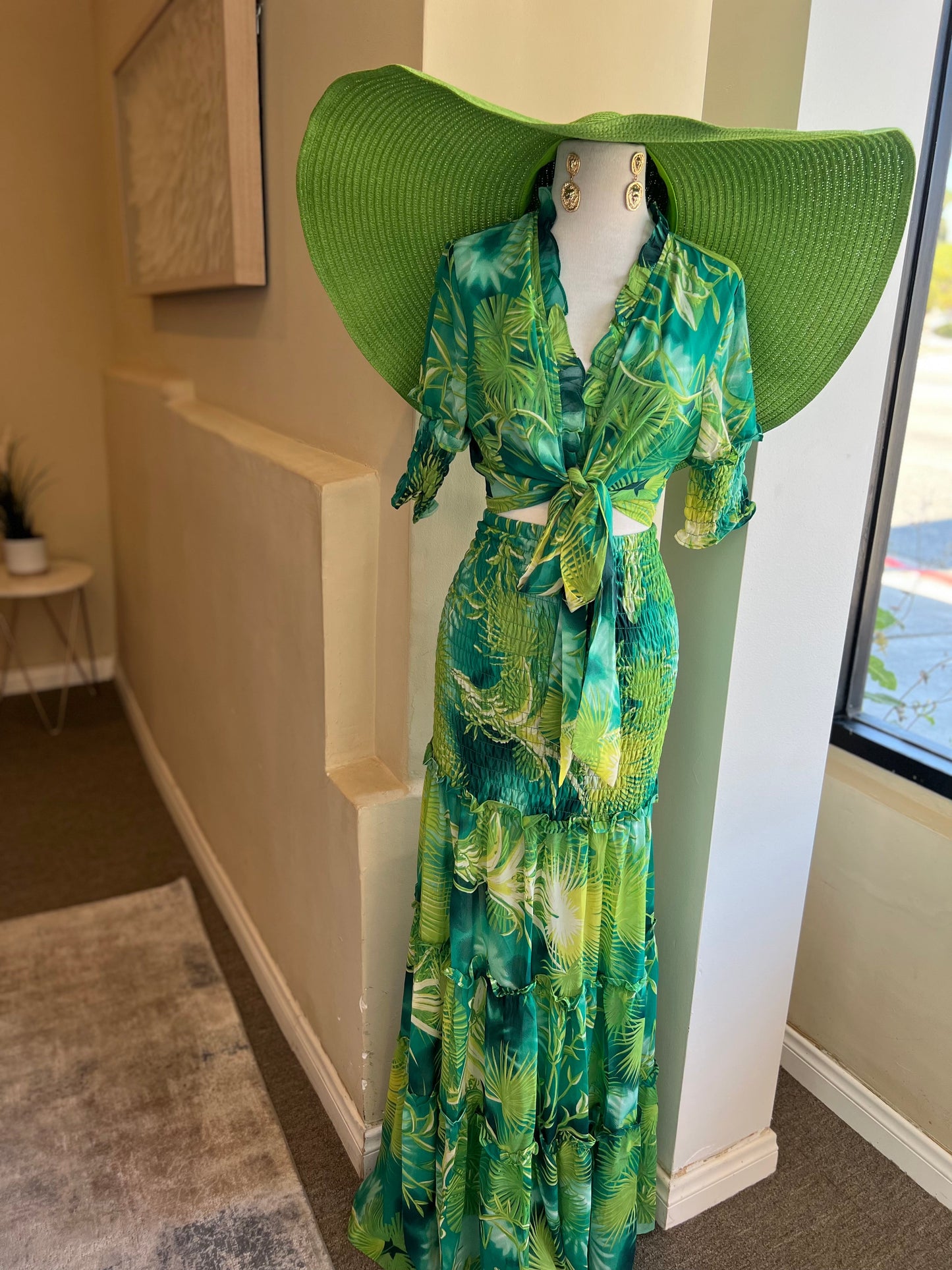 Maxi Front Tie Scrunge Skirt Set