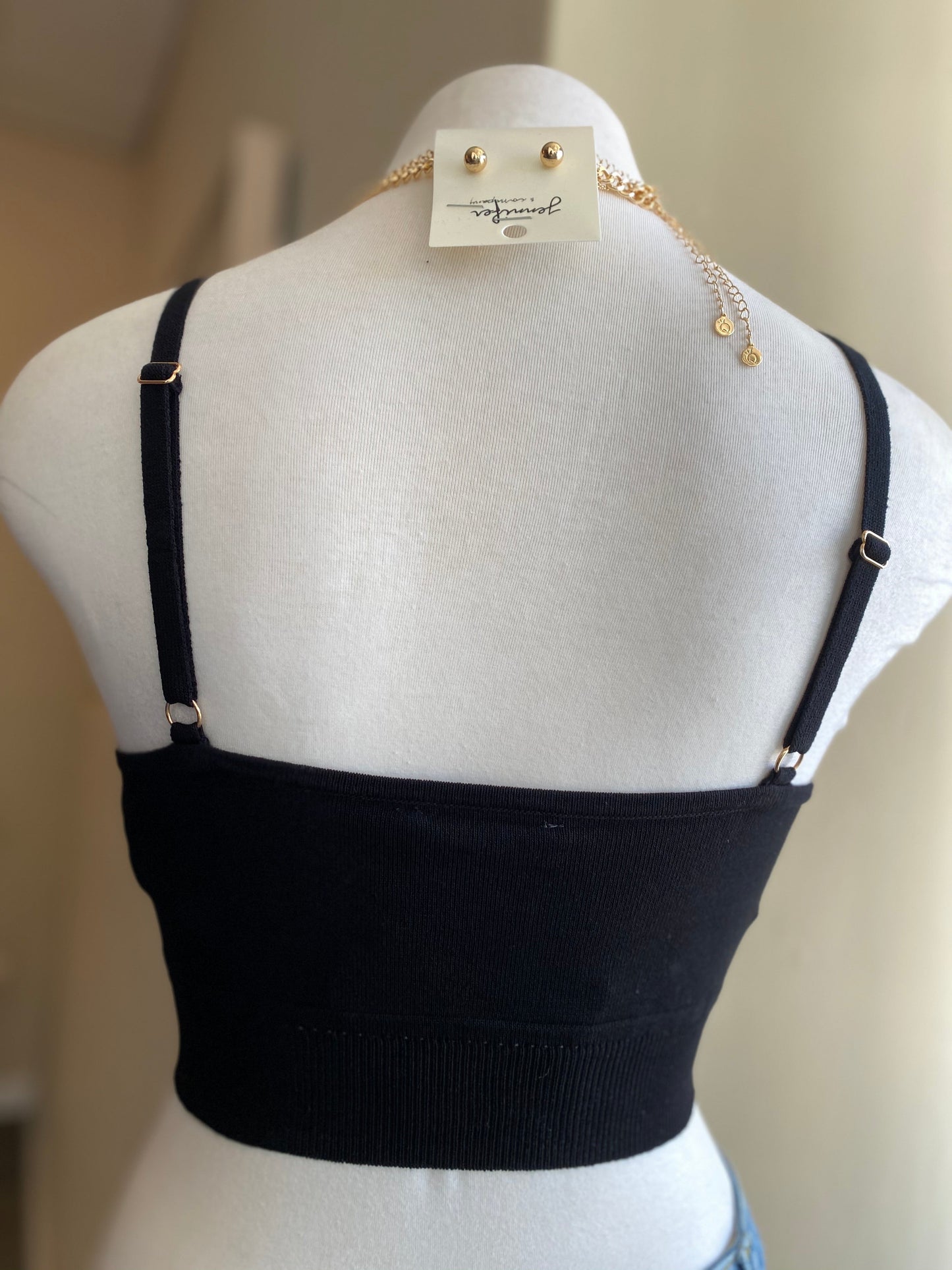 Tye Front Crop