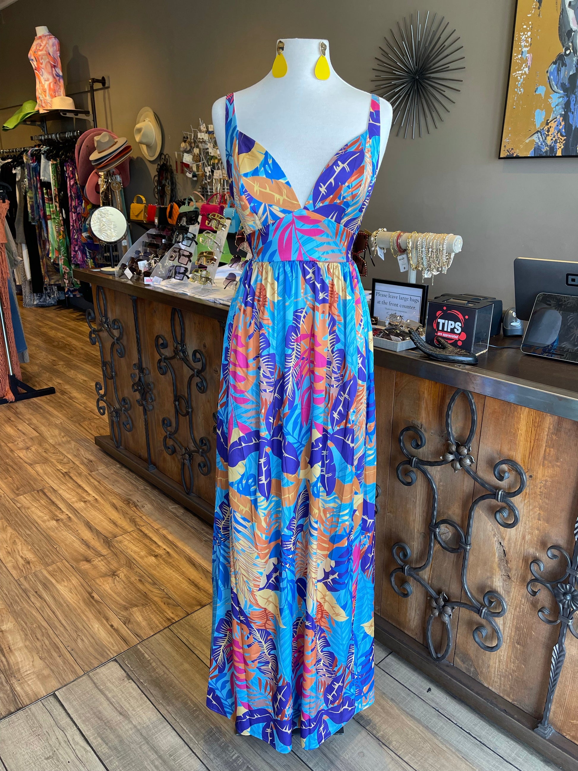 leafy maxi dress Lost Jungle Leaf-Print Off-Shoulder Ruffle Maxi Dress Pale Blue & Green / S